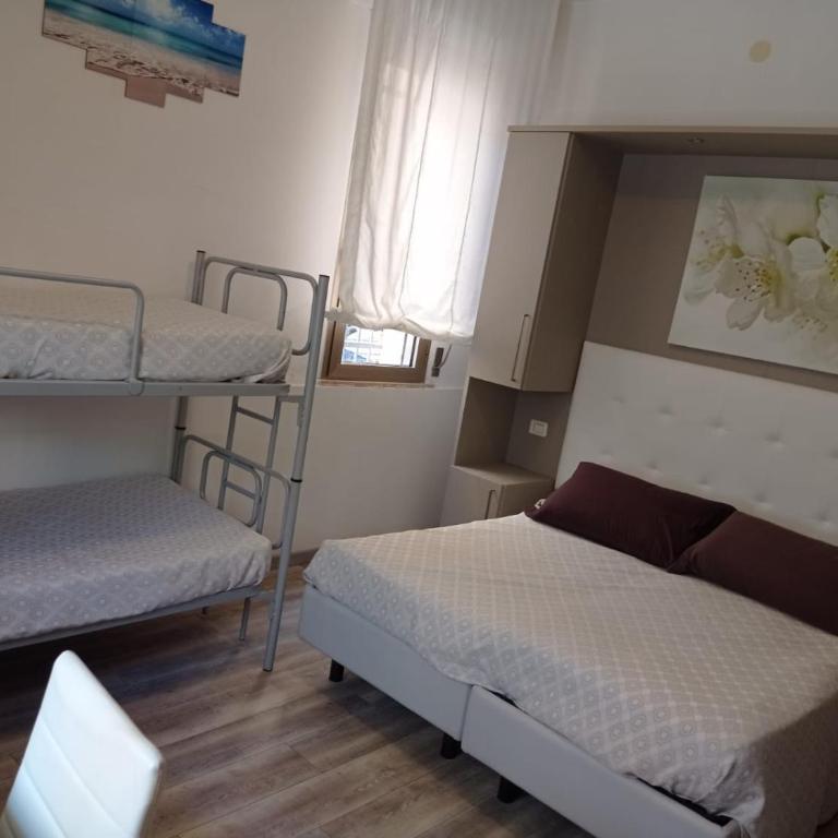 Albergo Villa Miraggio - Camera Quadrupla Economy - 1