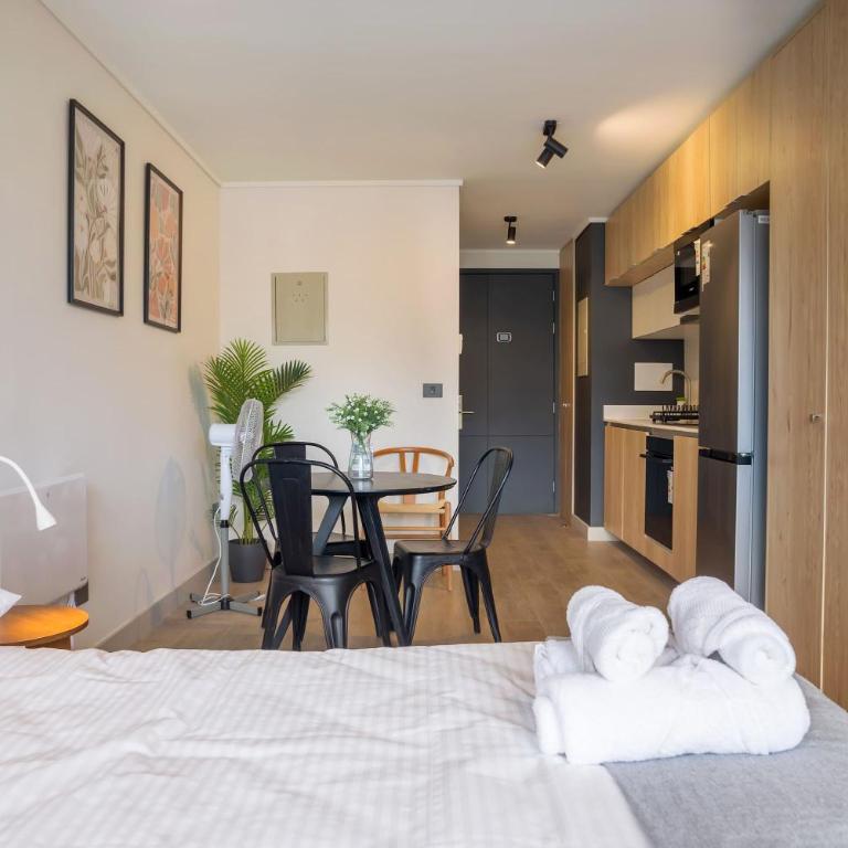 Chic Studio Retreat in Las Condes for 2 - Apartamento - 3