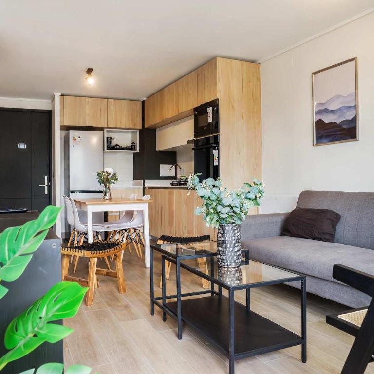 Modern 1BR for 3 Las Condes Steps to Metro - Apartamento - 2