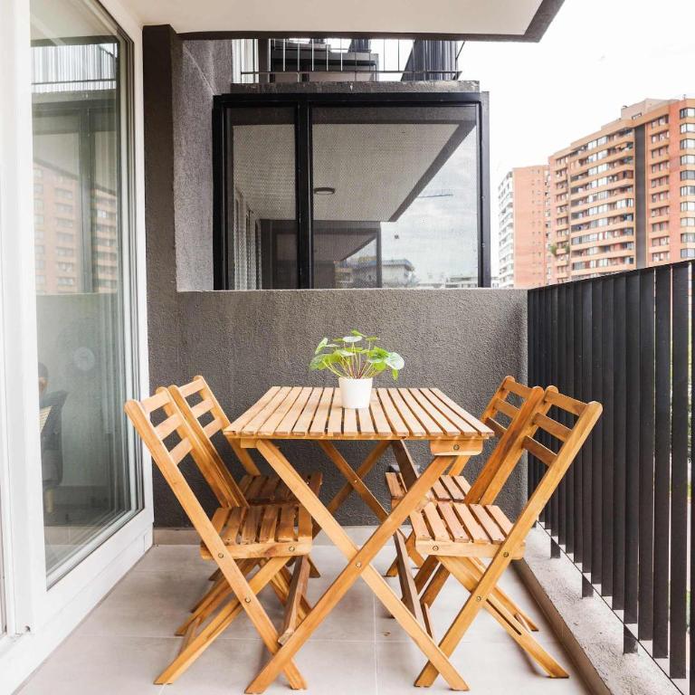 Modern 1BR for 3 Las Condes Steps to Metro - Apartamento - 3