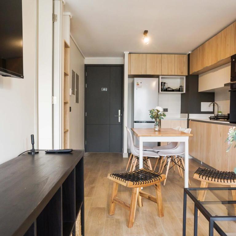Modern 1BR for 3 Las Condes Steps to Metro - Apartamento - 23
