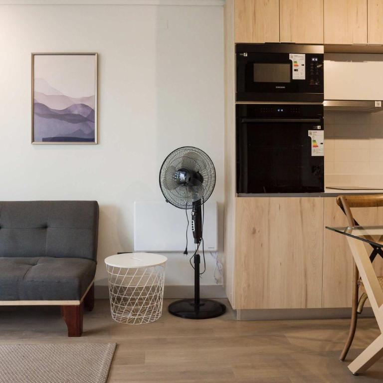 Chic Las Condes Apt Pool & Gym for 3 Guests - Apartamento - 10