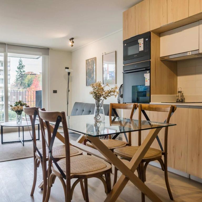 Chic Las Condes Apt Pool & Gym for 3 Guests - Apartamento - 12