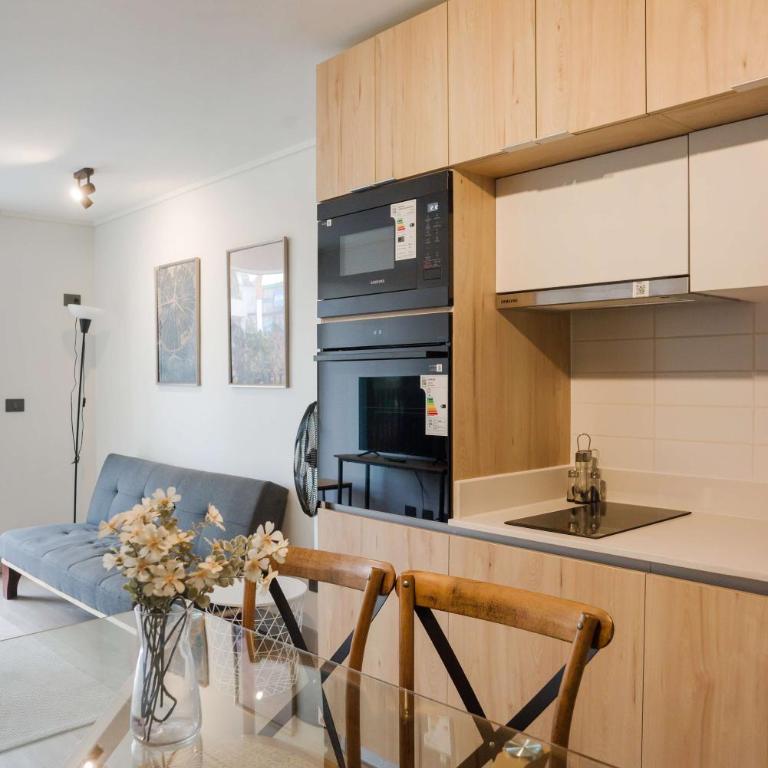 Chic Las Condes Apt Pool & Gym for 3 Guests - Apartamento - 19