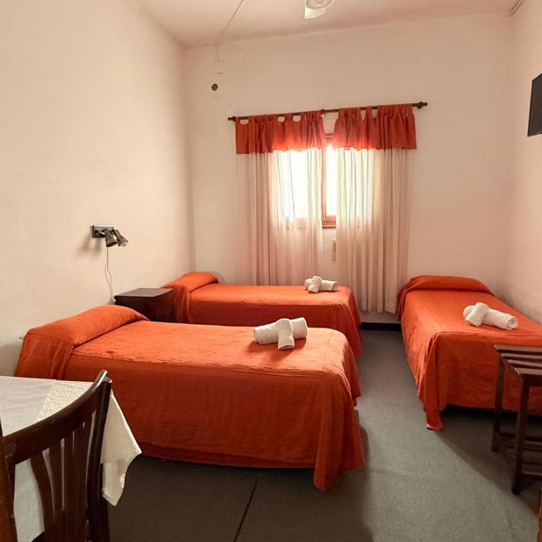 Hotel Nuevo Roma - Habitación Triple - 2
