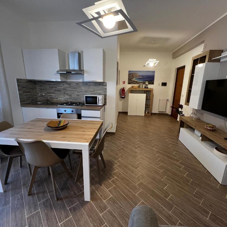 Freedom House - Two-Bedroom Apartment - 16