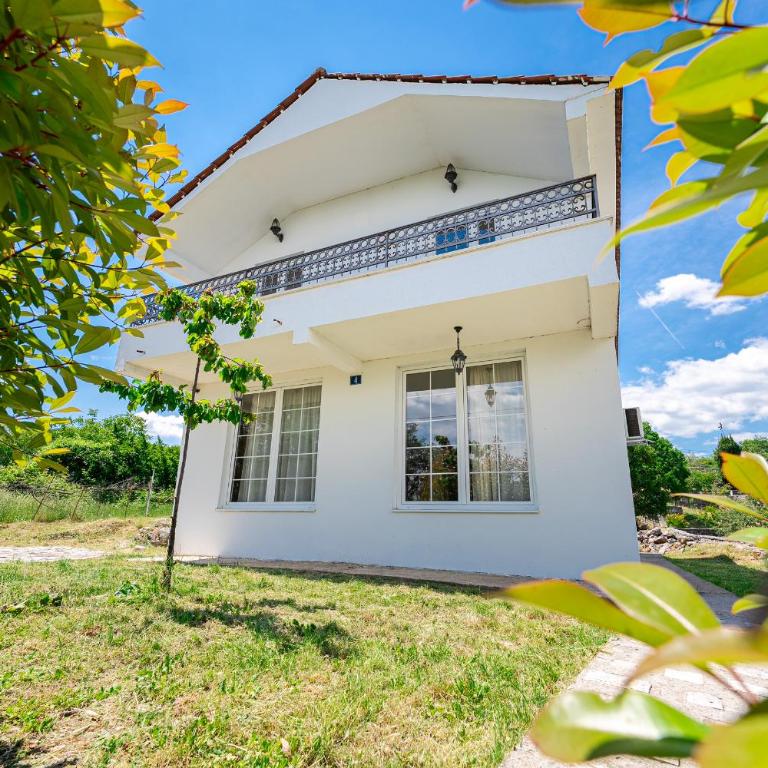 Guesthouse JAGO - Three-Bedroom House - 1