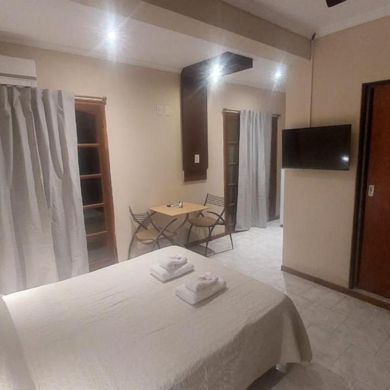 Apart Hotel Costanera Colon - Habitación Doble con balcón - 3
