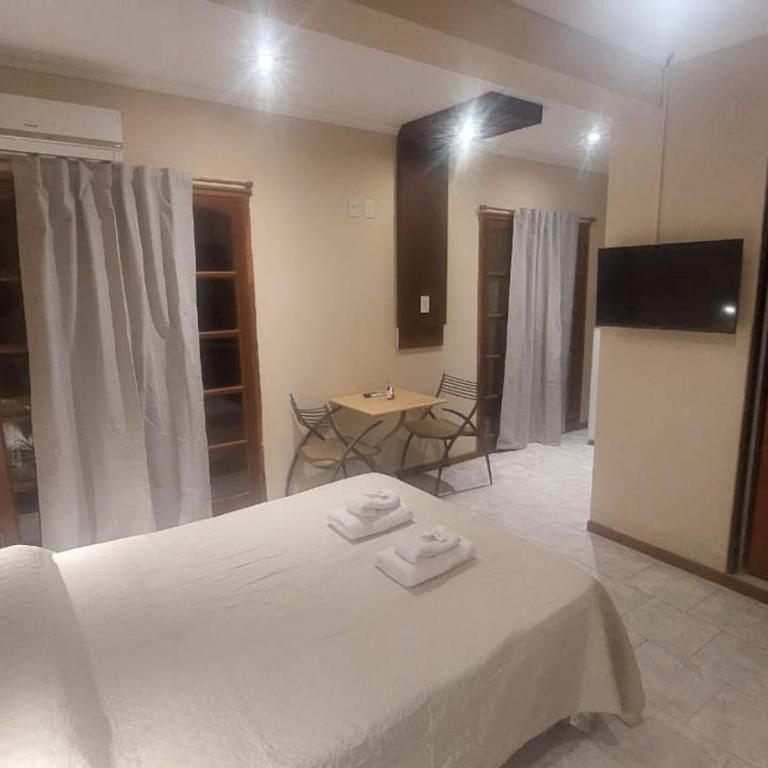 Apart Hotel Costanera Colon - Habitación Doble con balcón - 8