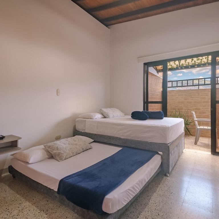 Casa Mirador Laureles Estadio La 70 - Apartamento de 4 dormitorios con balcón - 14