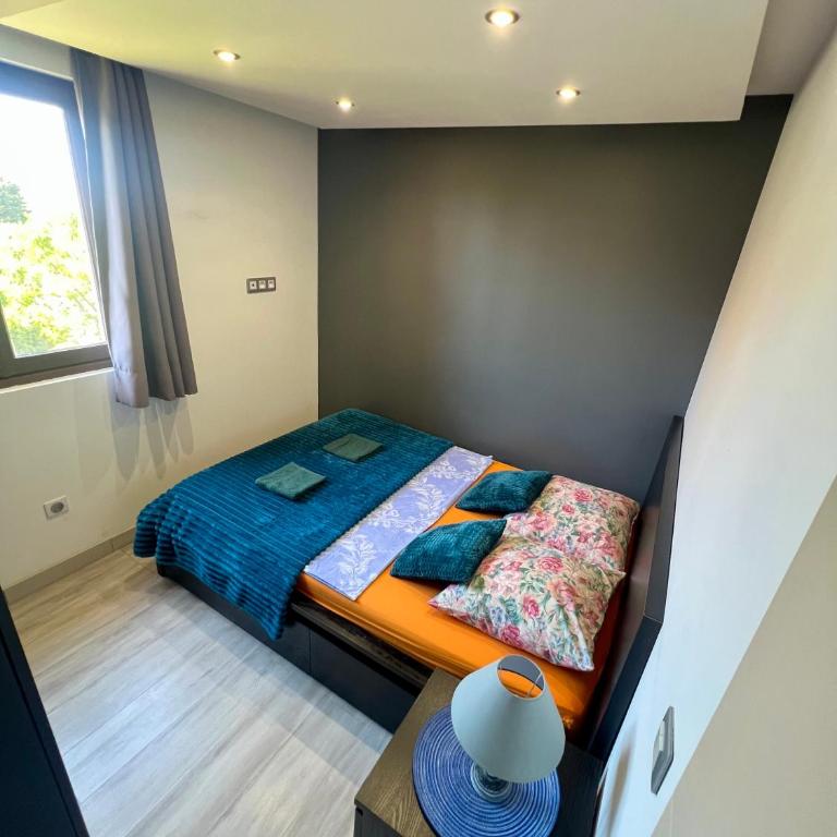 C19 Jules Verne - One-Bedroom Apartment - 5
