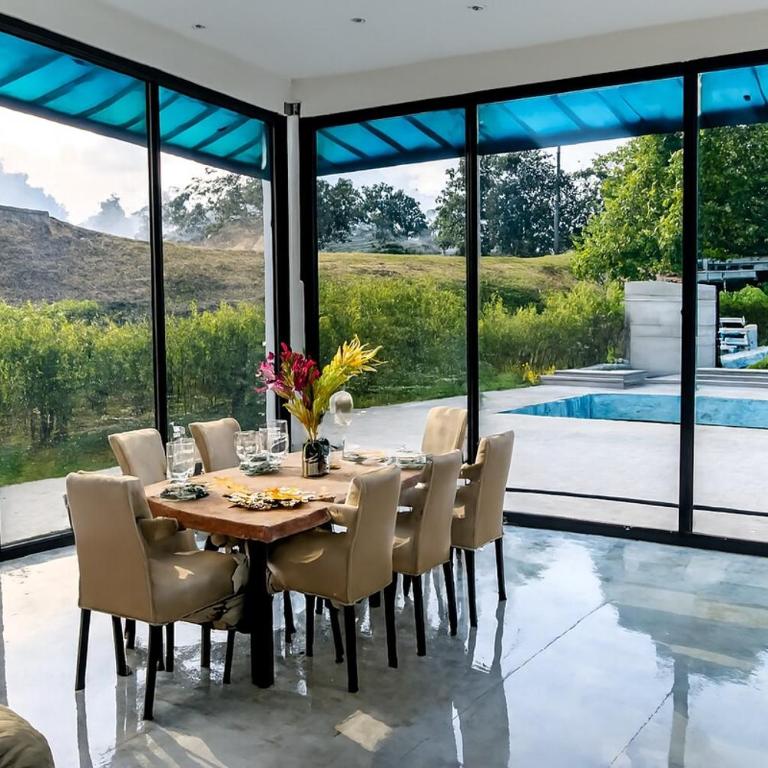 Coffee Estate Retreat Pool Jacuzzi and Design - Villa Deluxe - 49