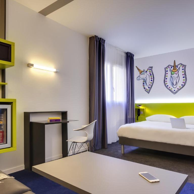 ibis Styles Nantes Centre Gare - Suite Familiale Standard avec Canapé-Lit - 1