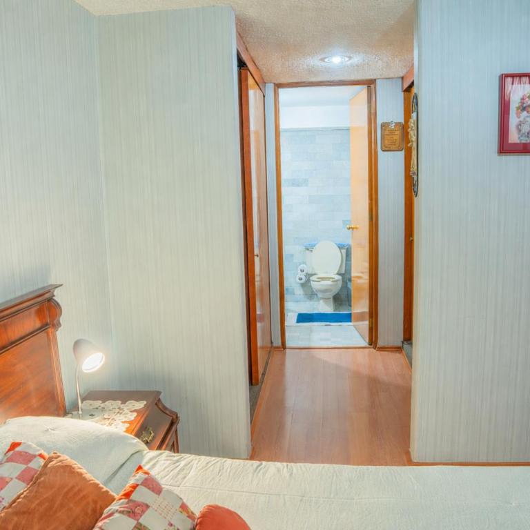 Quiet & ideal bedroom in Del Valle - Double Room - 5