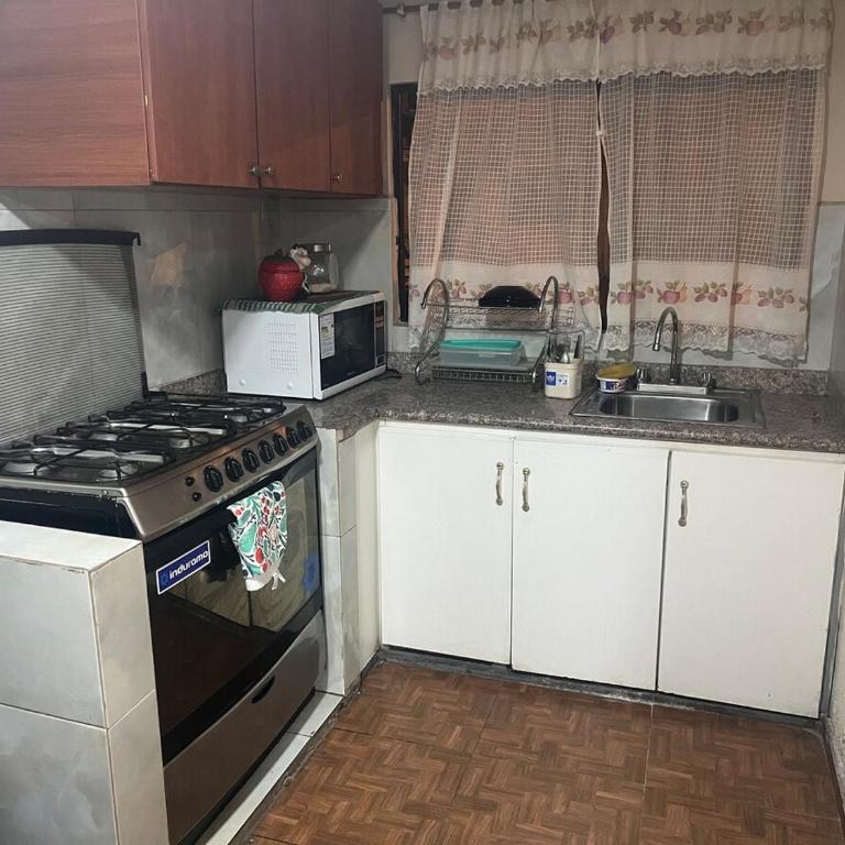 Departamentos en Cuenca - Habitación Doble con baño privado - 6