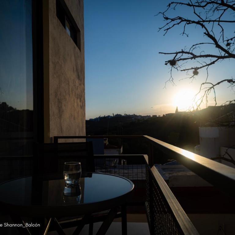 Casa Antena - Three-Bedroom Apartment with Balcony - 75