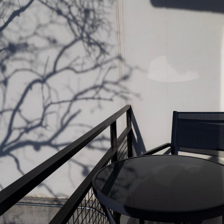 Casa Antena - Three-Bedroom Apartment with Balcony - 78