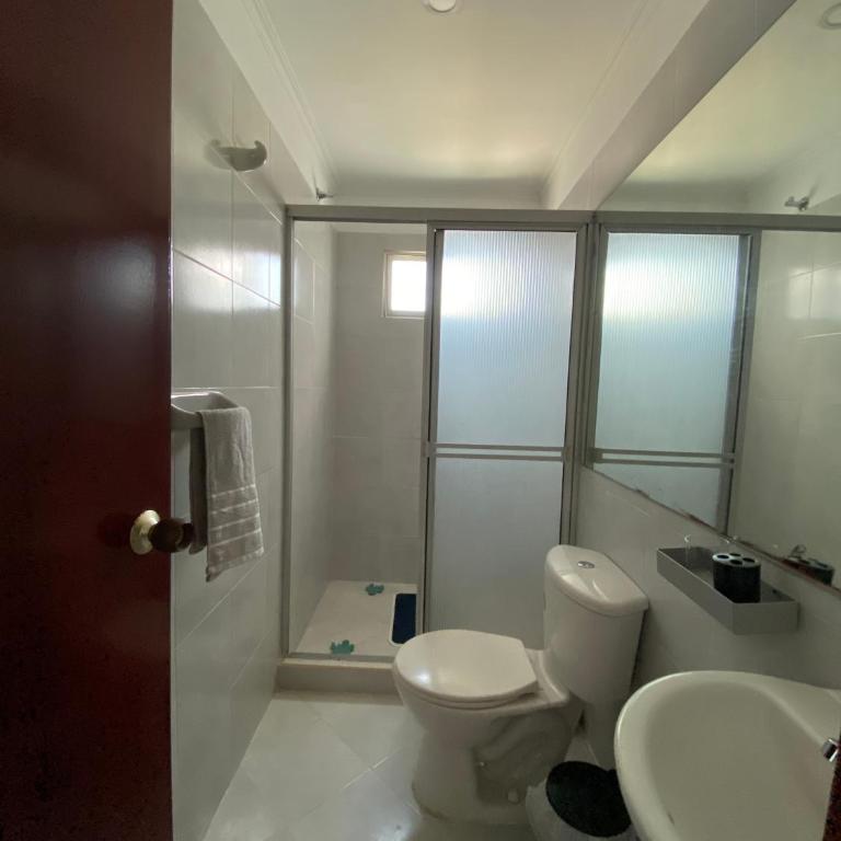 Mar y Sierra en SantaMarta - Habitación Familiar con baño privado - 1