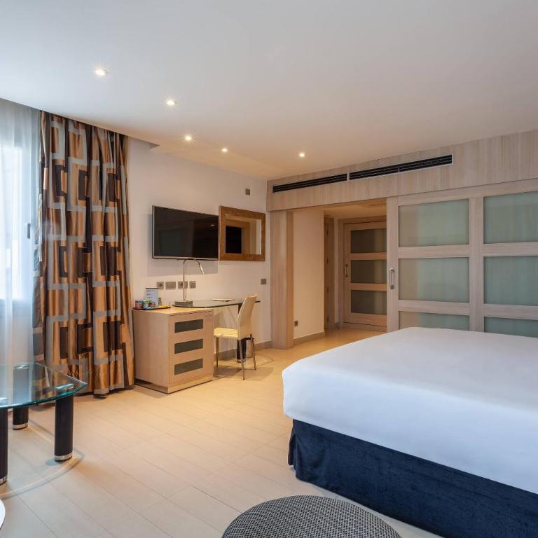 Meliá Sevilla - Habitación Premium - 4