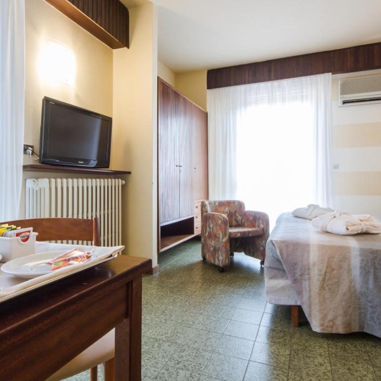 Hotel Reale - Superior Doppel- oder Zweibettzimmer mit Terrasse - 13