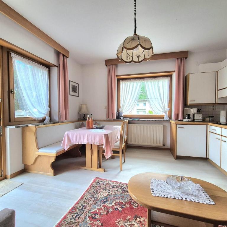 Mayr Apartments Drei - Superior One-Bedroom Apartment with Balcony - 2