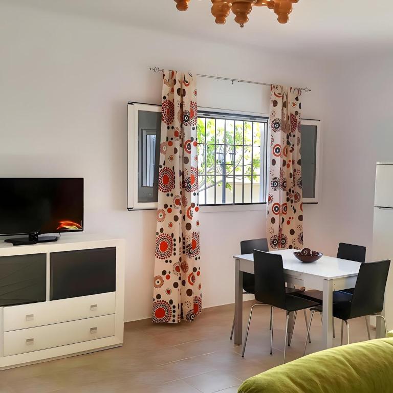 Casa con jardin privado y zona de barbacoa - Casa Vacanze - 1