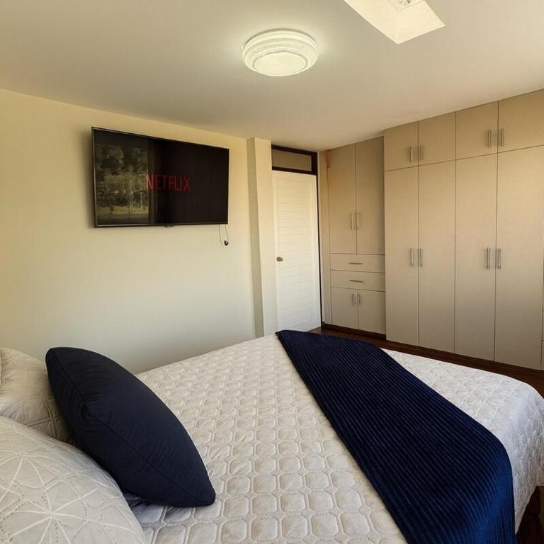 Luxury Home, Wifi rápido, jacuzzi, lavaseca, ping pong, barbacoa, 4 habitaciones - Four-Bedroom House - 46