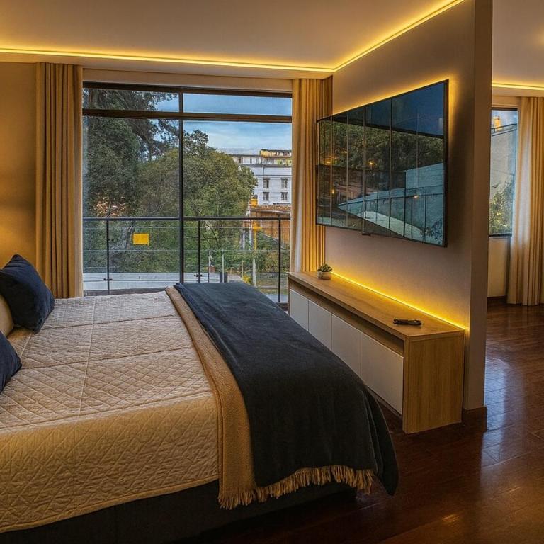 Luxury Home, Wifi rápido, jacuzzi, lavaseca, ping pong, barbacoa, 4 habitaciones - Four-Bedroom House - 47