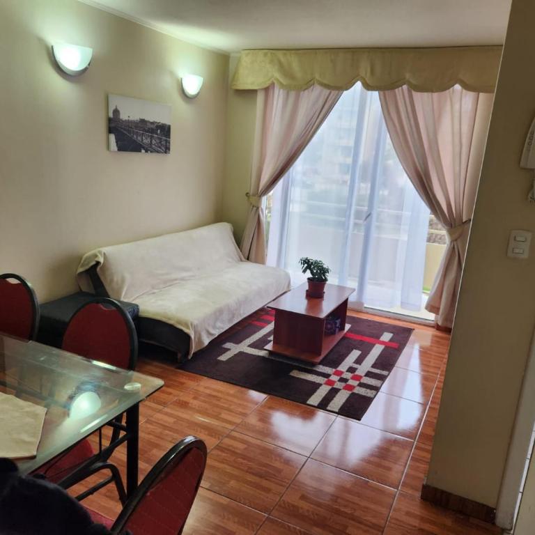 A Pasos de Playa y Ruta 5 Norte - Apartamento de 3 dormitorios con balcón - 1