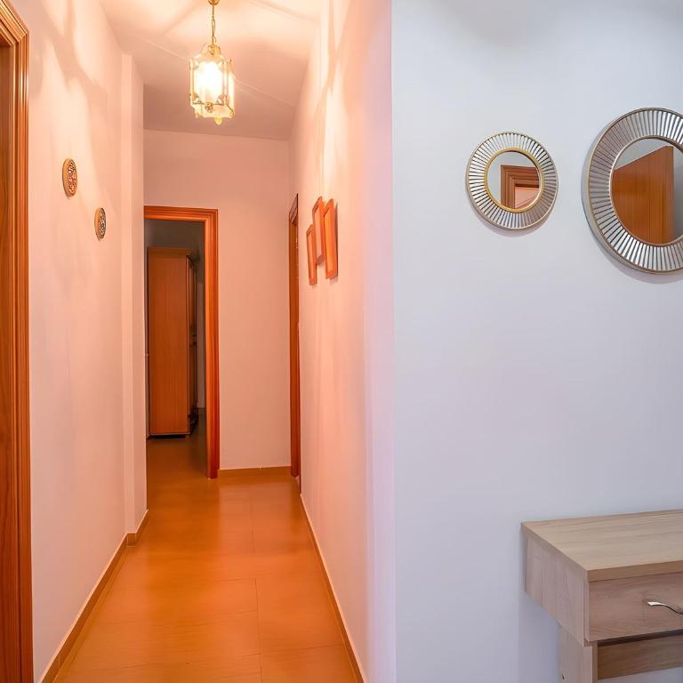 Moderno Apartamentos con Garaje Balcones y Aire solo familias y parejas - Appartement - 22