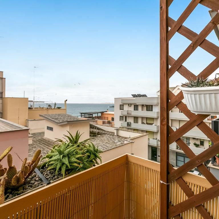 Casa Pepitas apt sea front Monopoli - Happy Rentals - Apartment with Balcony - 32