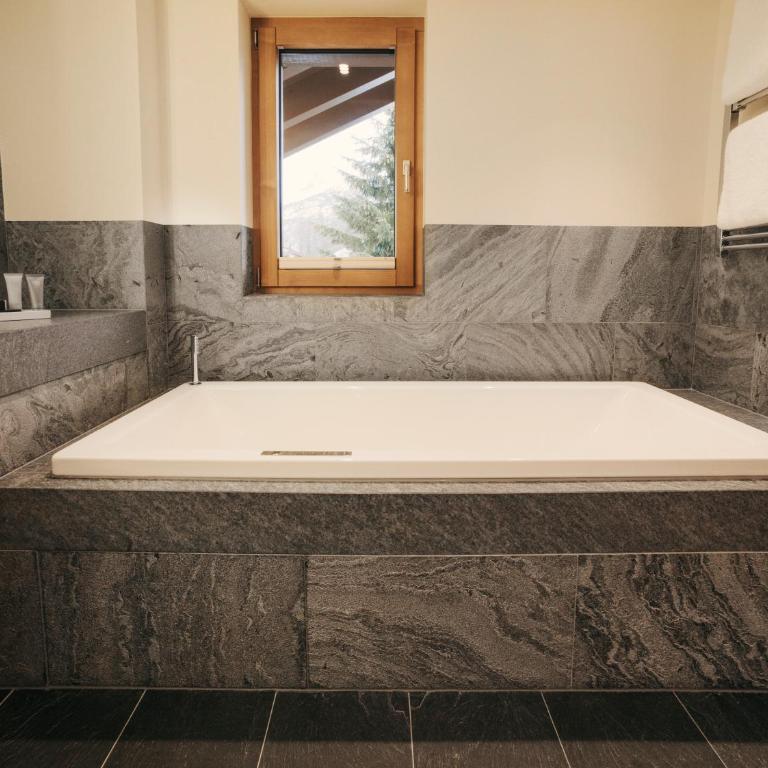 The Capra Saas-Fee - Penthouse Suite - 5