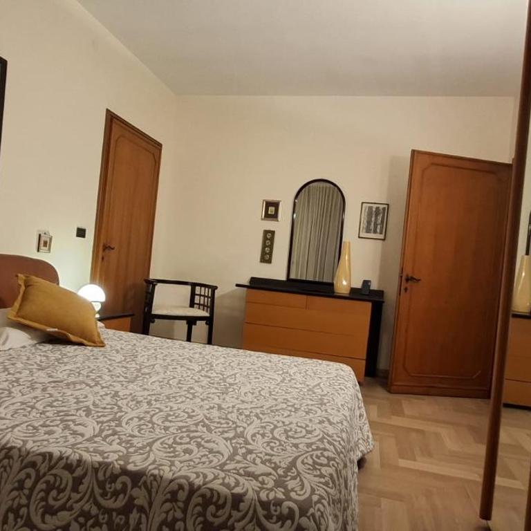 Baroka Suits Venice - Camera Matrimoniale Deluxe con Balcone - 1