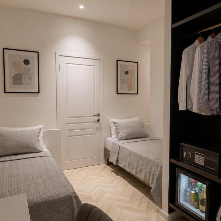 The Central Stay Cagliari - Twin Room - 1