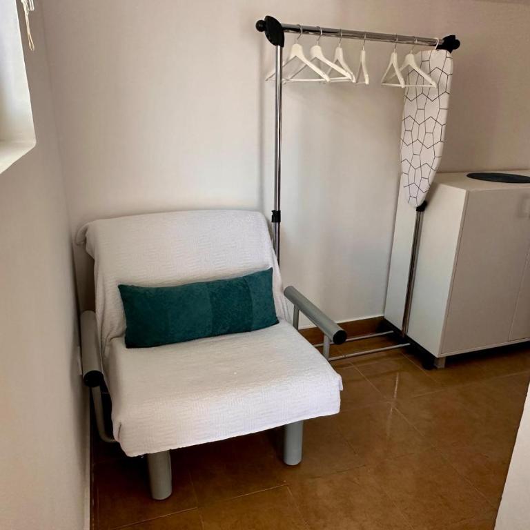 Studio apartmani Ljubica - Deluks Dvokrevetna Soba s Bračnim Krevetom (2 odrasle osobe + 1 dete) - 7