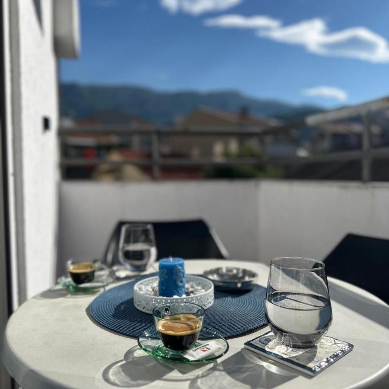 Studio apartmani Ljubica - Deluks Dvokrevetna Soba s Bračnim Krevetom (2 odrasle osobe + 1 dete) - 8