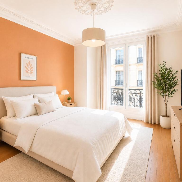 2 Bedroom Apartment in Paris 2 - Walk to Louvre - Two-Bedroom Deluxe Apartment - 5