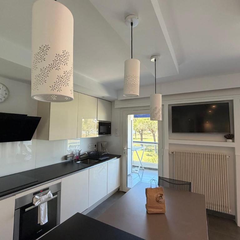 Le Mistral Vue mer & terrasse au cœur du Grau du Roi - Appartement - 7