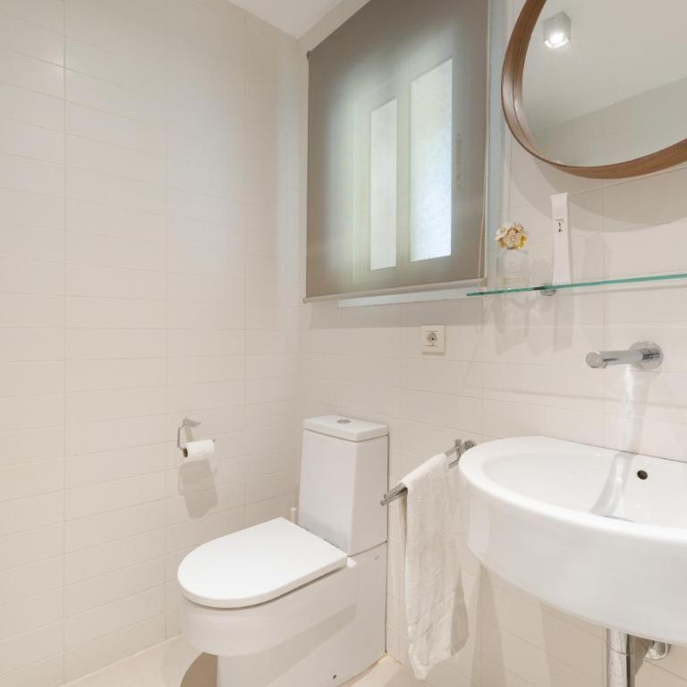 Punta del Cavall - Apartamento Deluxe de 2 dormitorios con balcón - 16