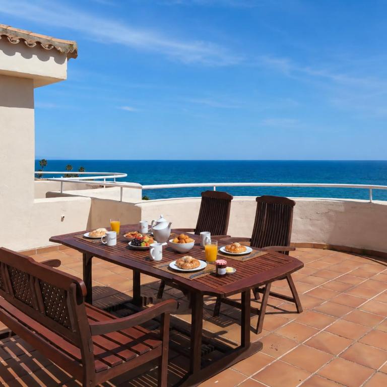 Bermuda Beachfront Living by Lica Homes - Apartment mit Meerblick - 1