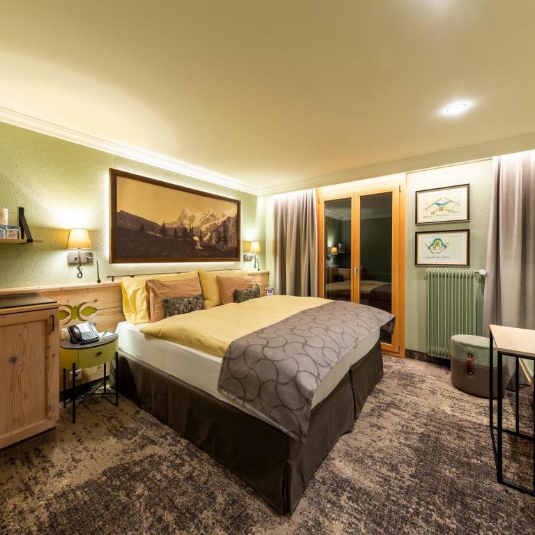 Eiger Mürren Swiss Quality Hotel - Double Room forest side - 4