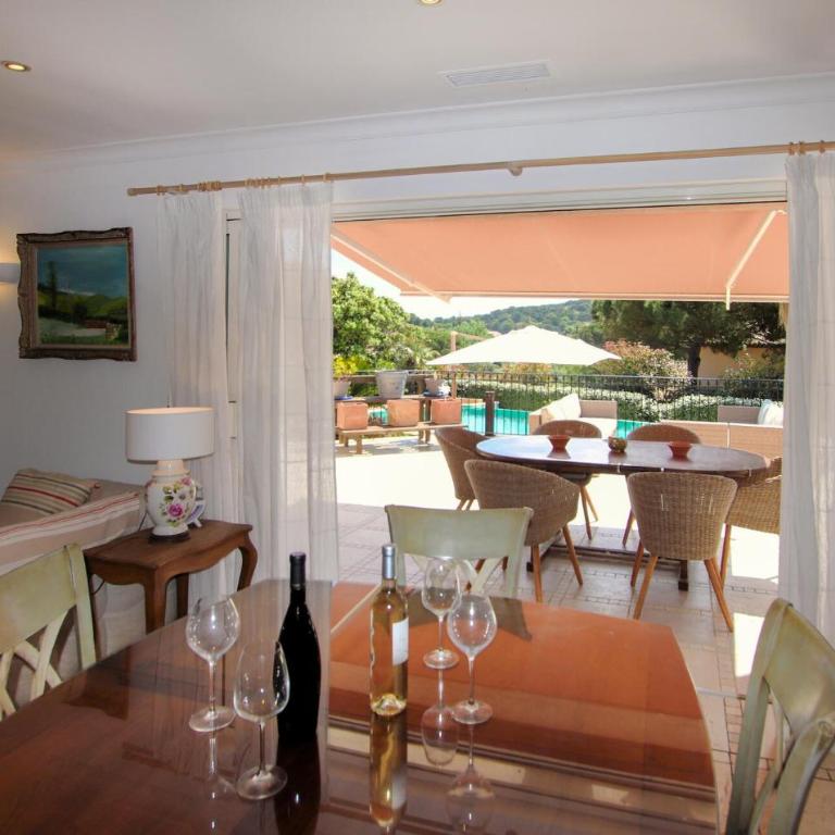 Stunning Home In Hyères With Sauna - Four-Bedroom House - 7