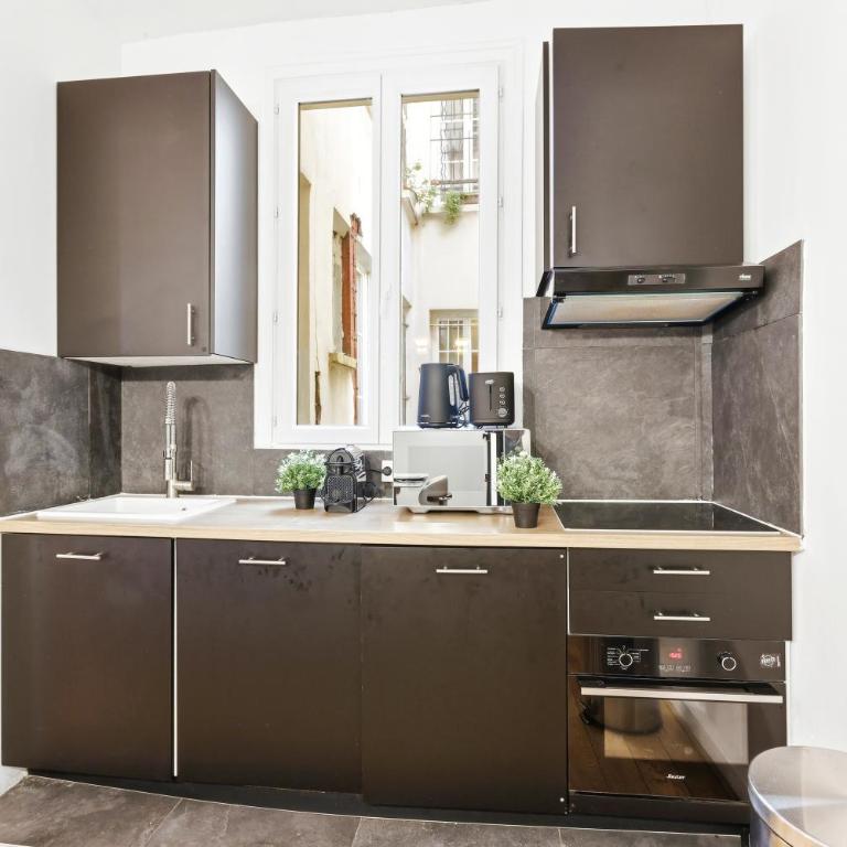 Charming 1BR Apartment near Canal Saint Martin - Apartamento de 1 dormitorio - 11
