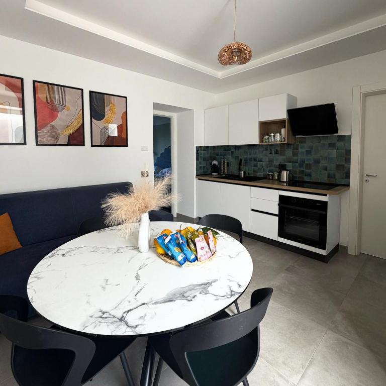 Villa Laca - Sensational coast view with Jacuzzi - Appartamento con 2 Camere da Letto - 6