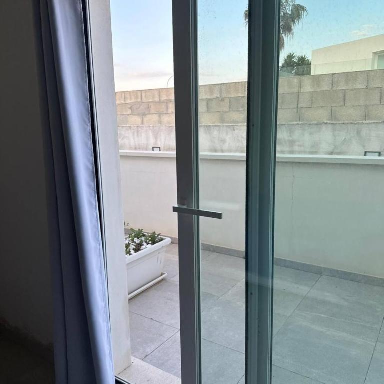 5 min dalla spiaggia La Perla Marina - Villa con 2 Camere da Letto - 2