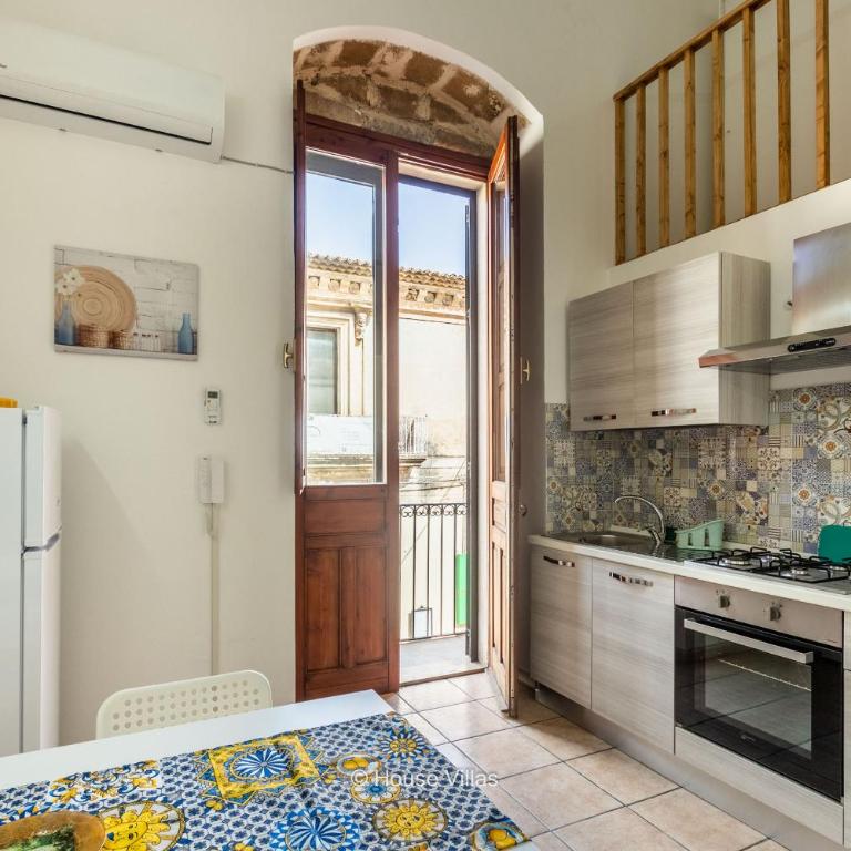 Iblea Apartments - Apartment - 1