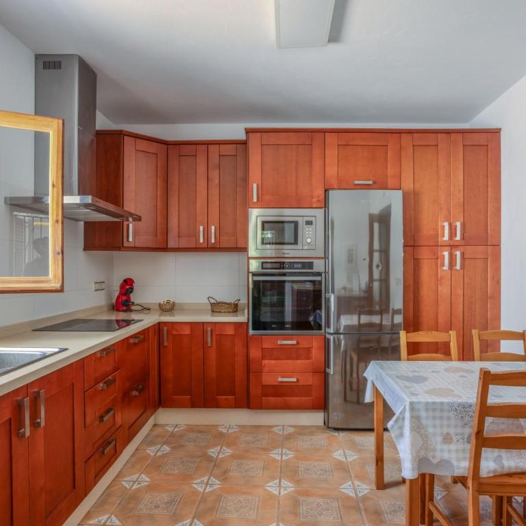 Villa Tarida - Villa with Sea View - 8