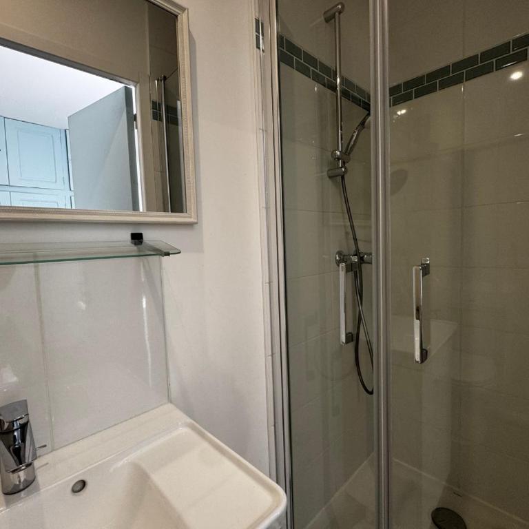 Le Studio Courrejolles - One-Bedroom Apartment - 4