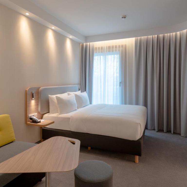 Holiday Inn Express - MUNICH NORTH by IHG - Habitación Estándar con cama grande y sofá cama - No fumadores - 7