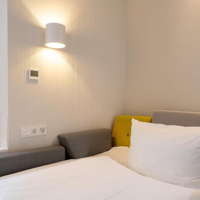 Holiday Inn Express - MUNICH NORTH by IHG - Habitación Estándar con cama grande y sofá cama - No fumadores - 10